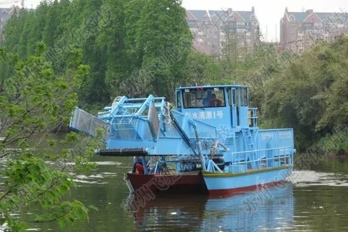 汕头配置全自动打捞船清理海漂垃圾 提升内海湾水域保洁